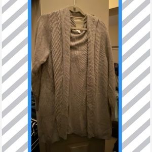 Cozy hooded grey long sweater